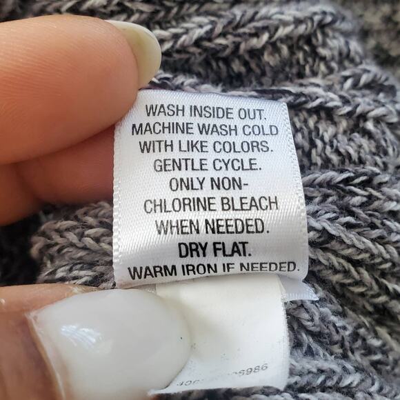 Croft & Barrow V-Neck Cable Knit Sweater L - Picture 7 of 7